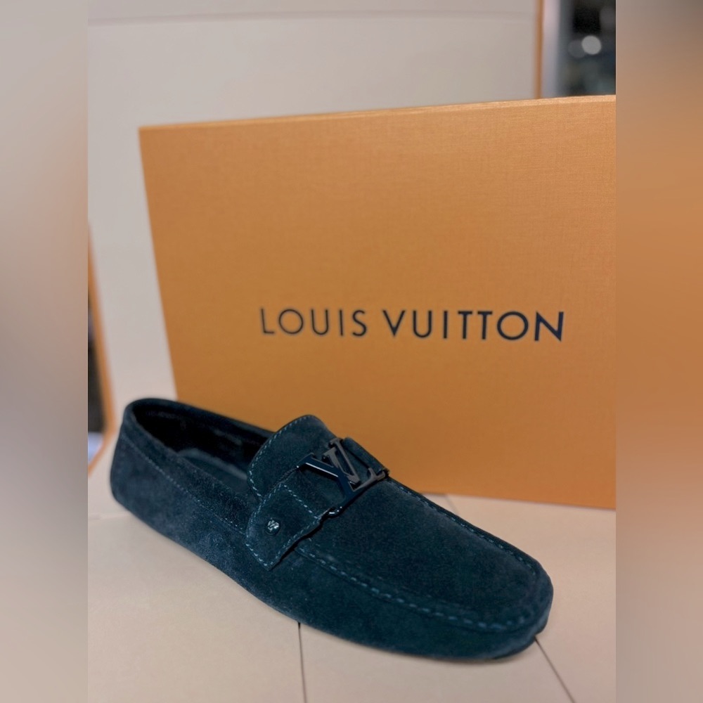 Navy Blue Lv Swede Moccasins